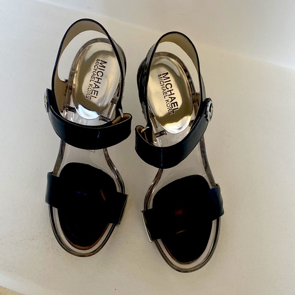 Michael Kors Size 6.5 Black/Clear - Picture 4 of 7